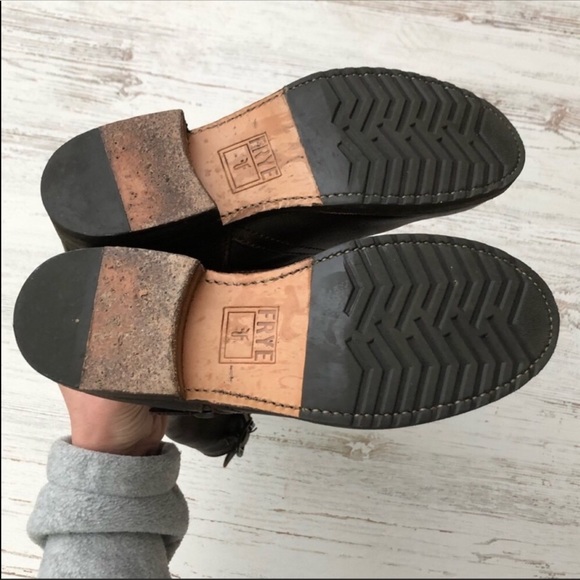 Frye ‘Veronica’ distressed slouch boots - Picture 6 of 8